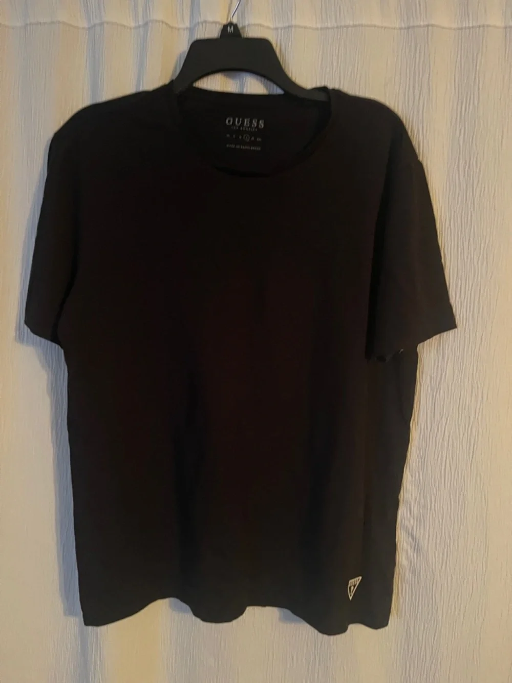GUESS Black Short Sleeve Crew Neck Tee - Picture 2 of 9
